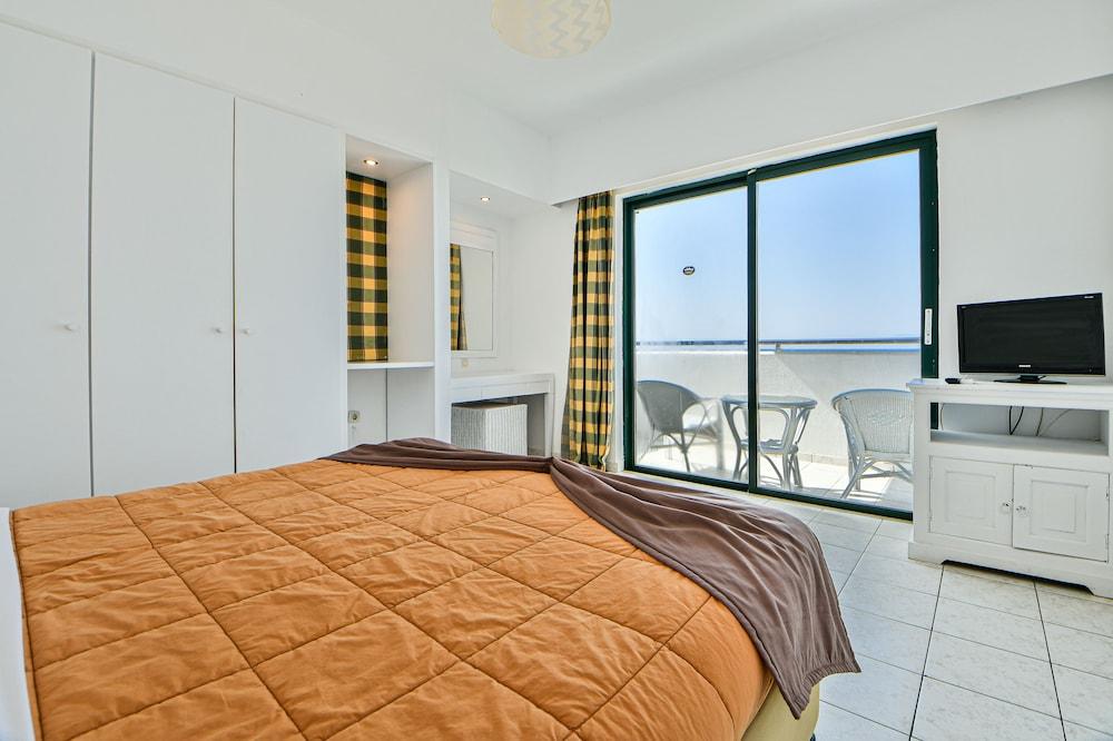 Forum Beach Lalyssos Экстерьер фото