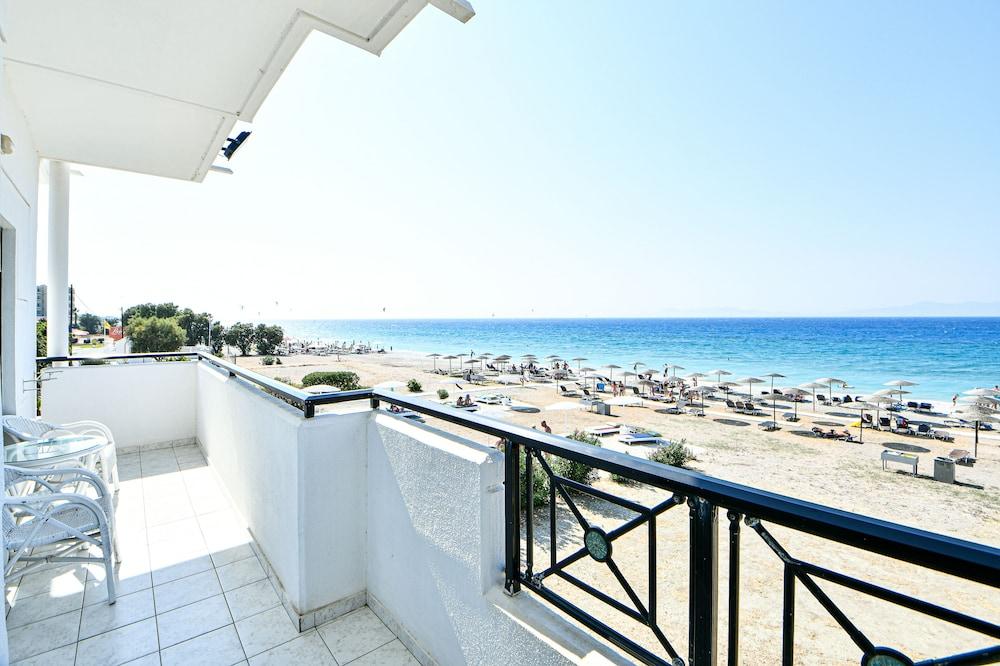 Forum Beach Lalyssos Экстерьер фото