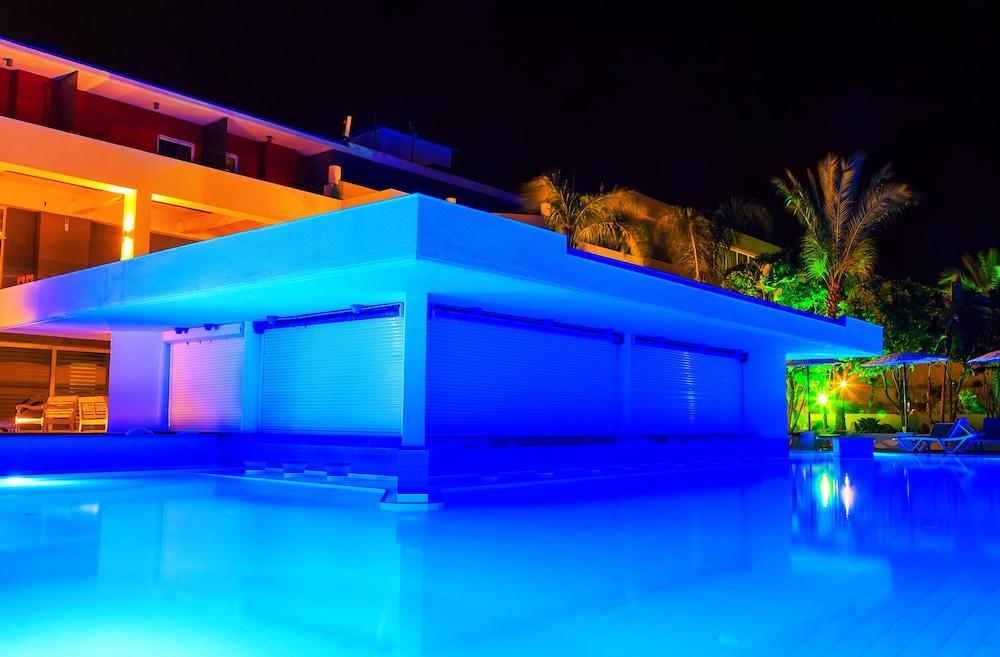 Forum Beach Lalyssos Экстерьер фото