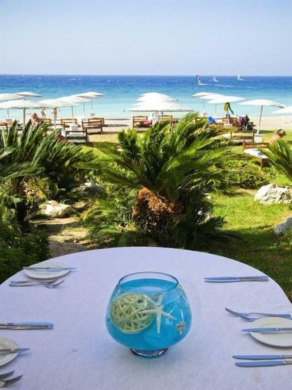 Forum Beach Lalyssos Экстерьер фото