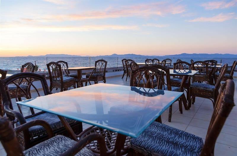 Forum Beach Lalyssos Экстерьер фото
